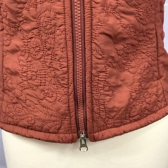 Lucy S quilted vest burnt orange - Picture 3 of 7